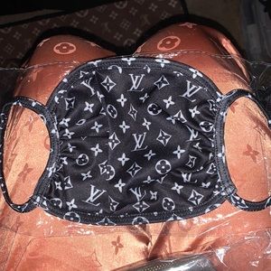 LV Mask